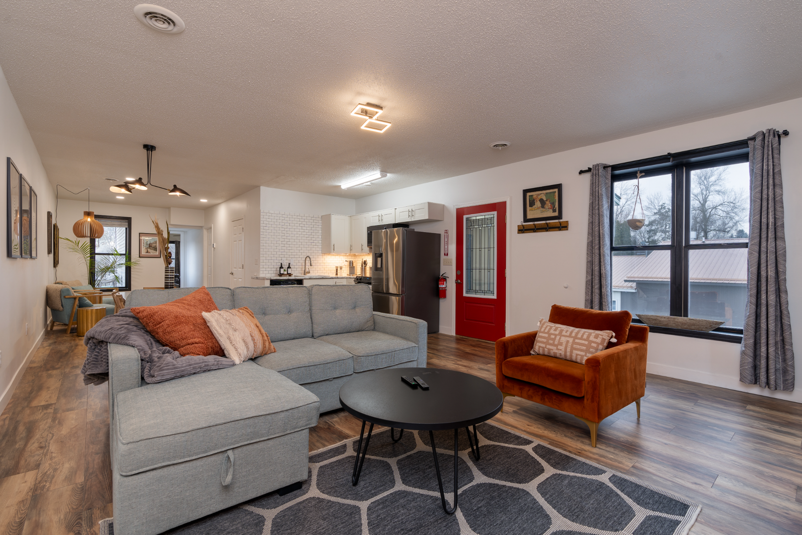Living room and kitchen at Somerset Nest